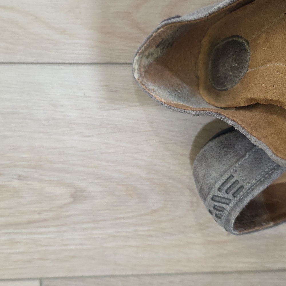 Gray Women's Flats Shoes - Picture 9 of 11